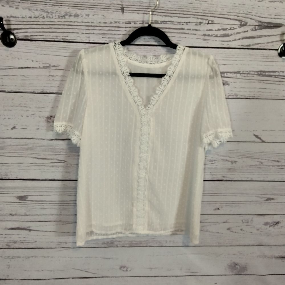 "No brand" woman's blouse 